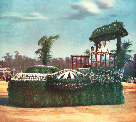 Le char de la Reine de la fête des fleurs - LE TOUQUET 1929